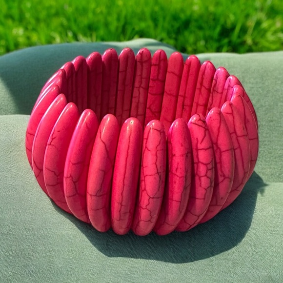 Bright Pink Summer Boho Coastal Vacation Heavy Stone Beach Bracelet - Picture 5 of 5